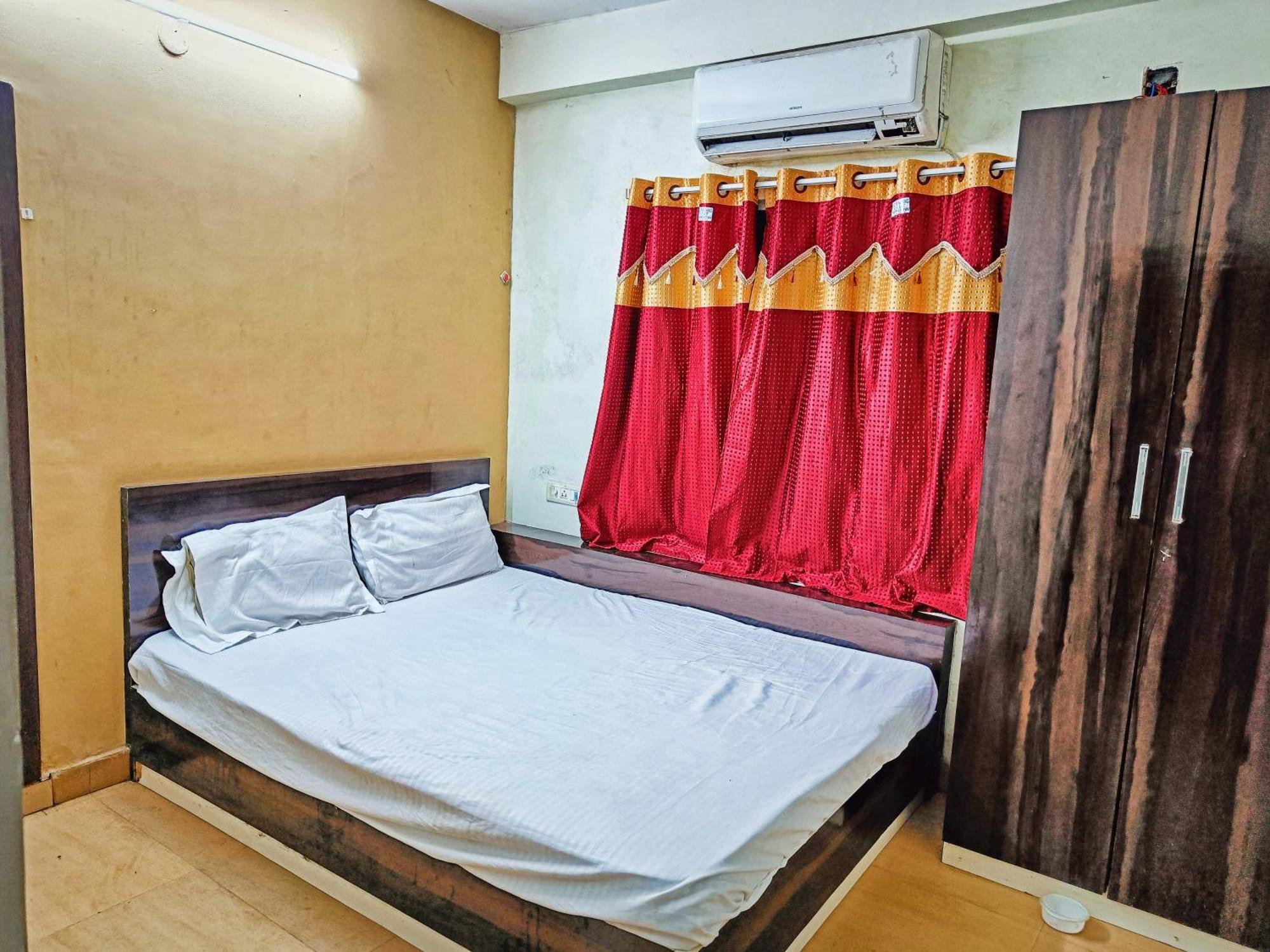Rest Inn Hotel Newtown Road Near Tata Medical Kolkata Exterior photo