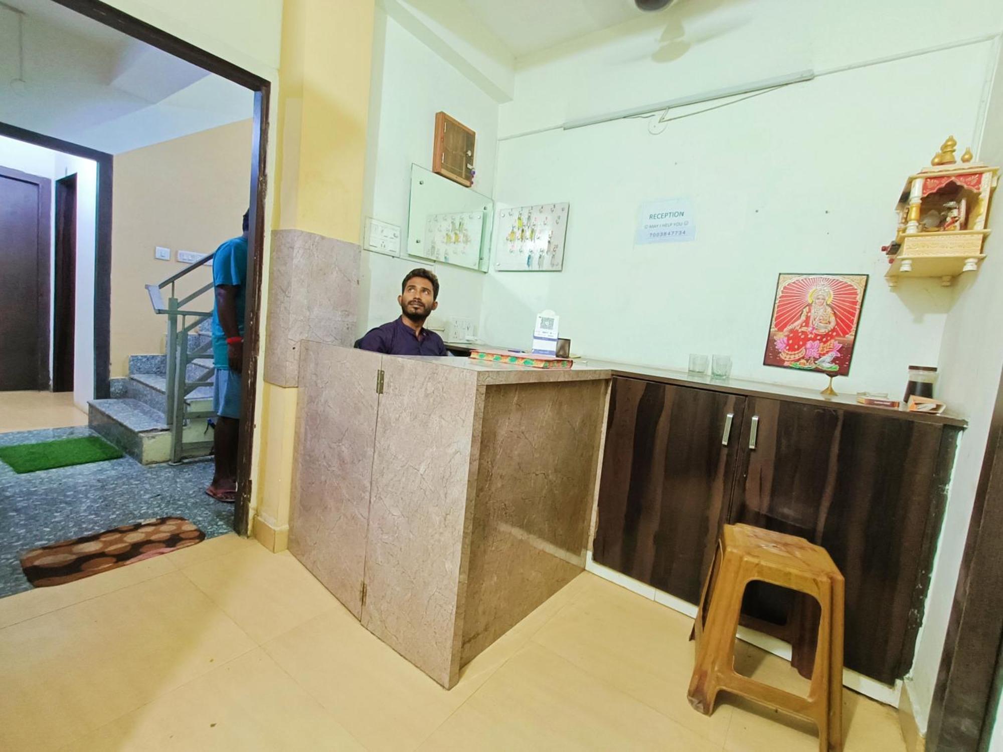 Rest Inn Hotel Newtown Road Near Tata Medical Kolkata Exterior photo