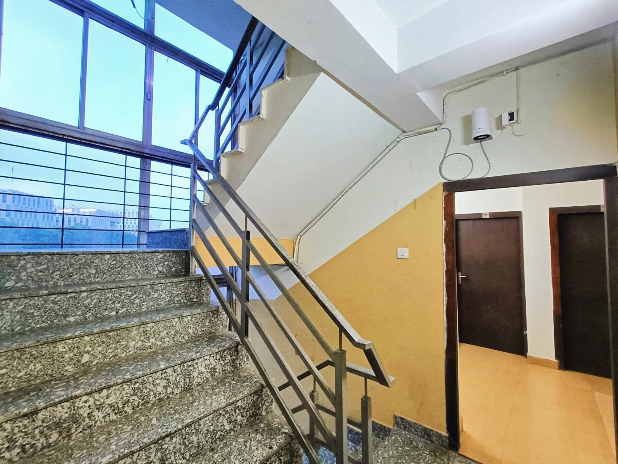 Rest Inn Hotel Newtown Road Near Tata Medical Kolkata Exterior photo