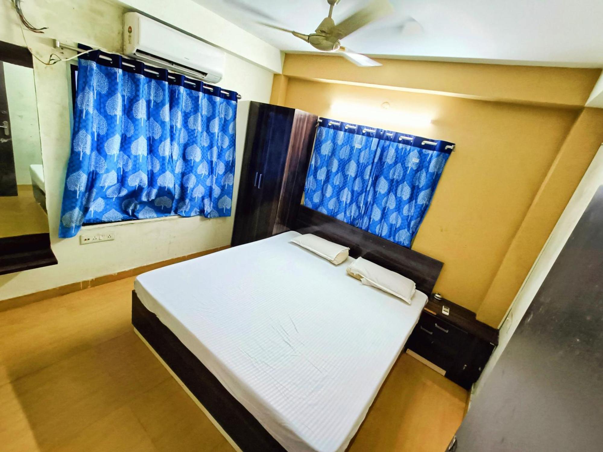Rest Inn Hotel Newtown Road Near Tata Medical Kolkata Exterior photo